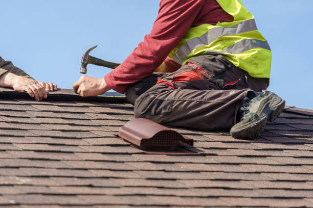 Best Commercial Roofing Services  in Lla Lla East, WA